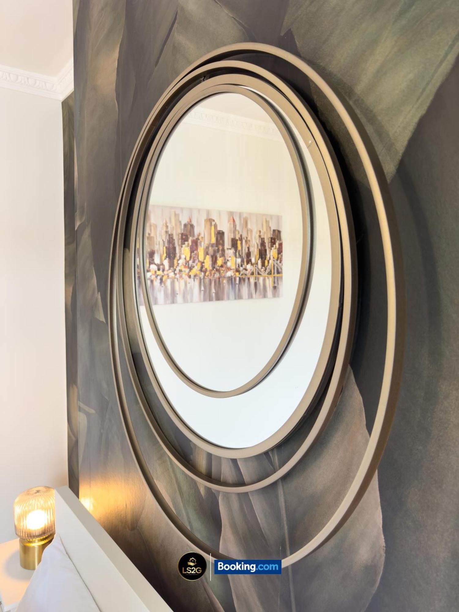 Stunning House By Ls2g Short Lets & Serviced Greater With Free Wifi * Londen
