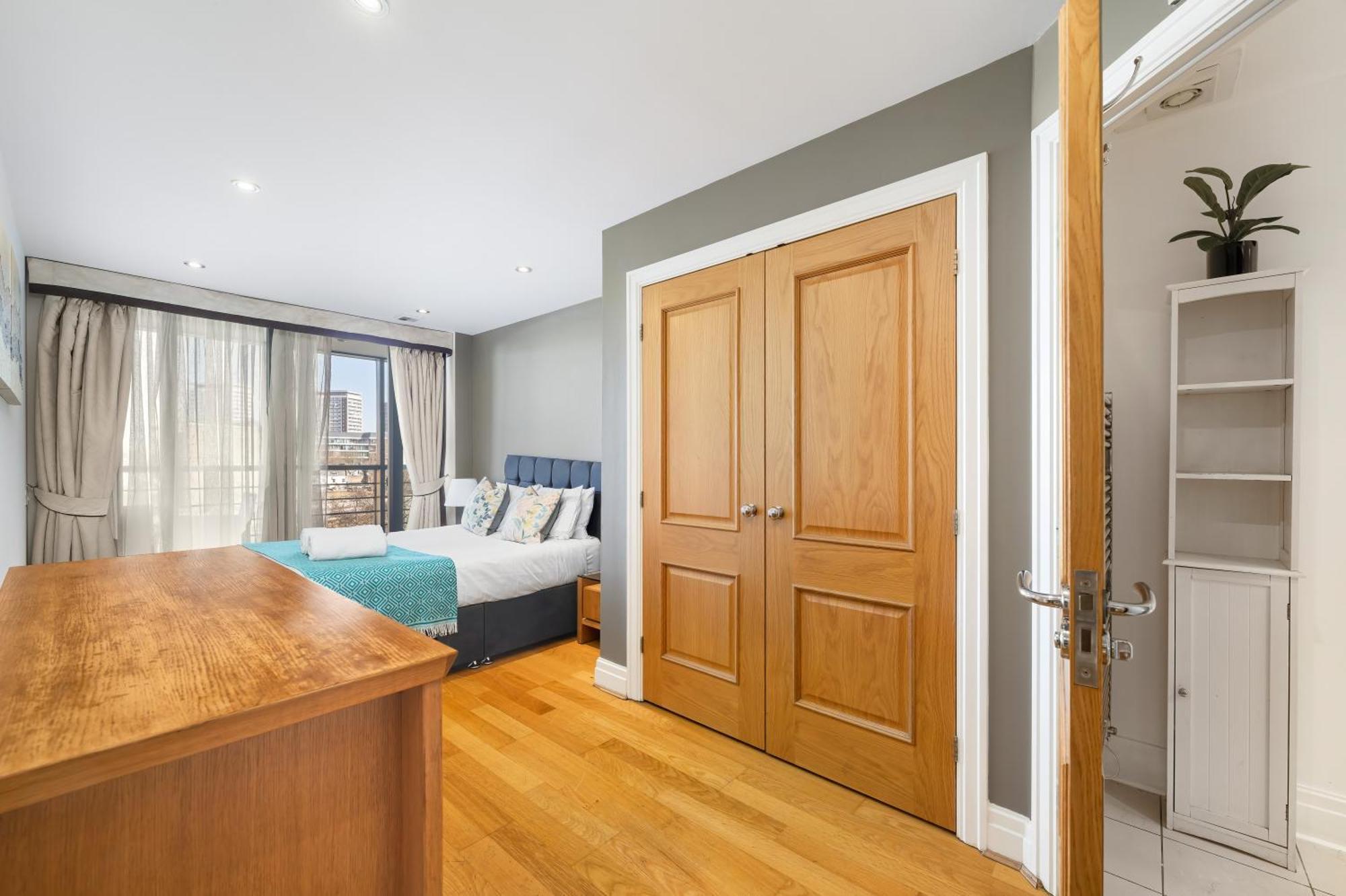 Modern Paddington Station 2 Bedroom * London
