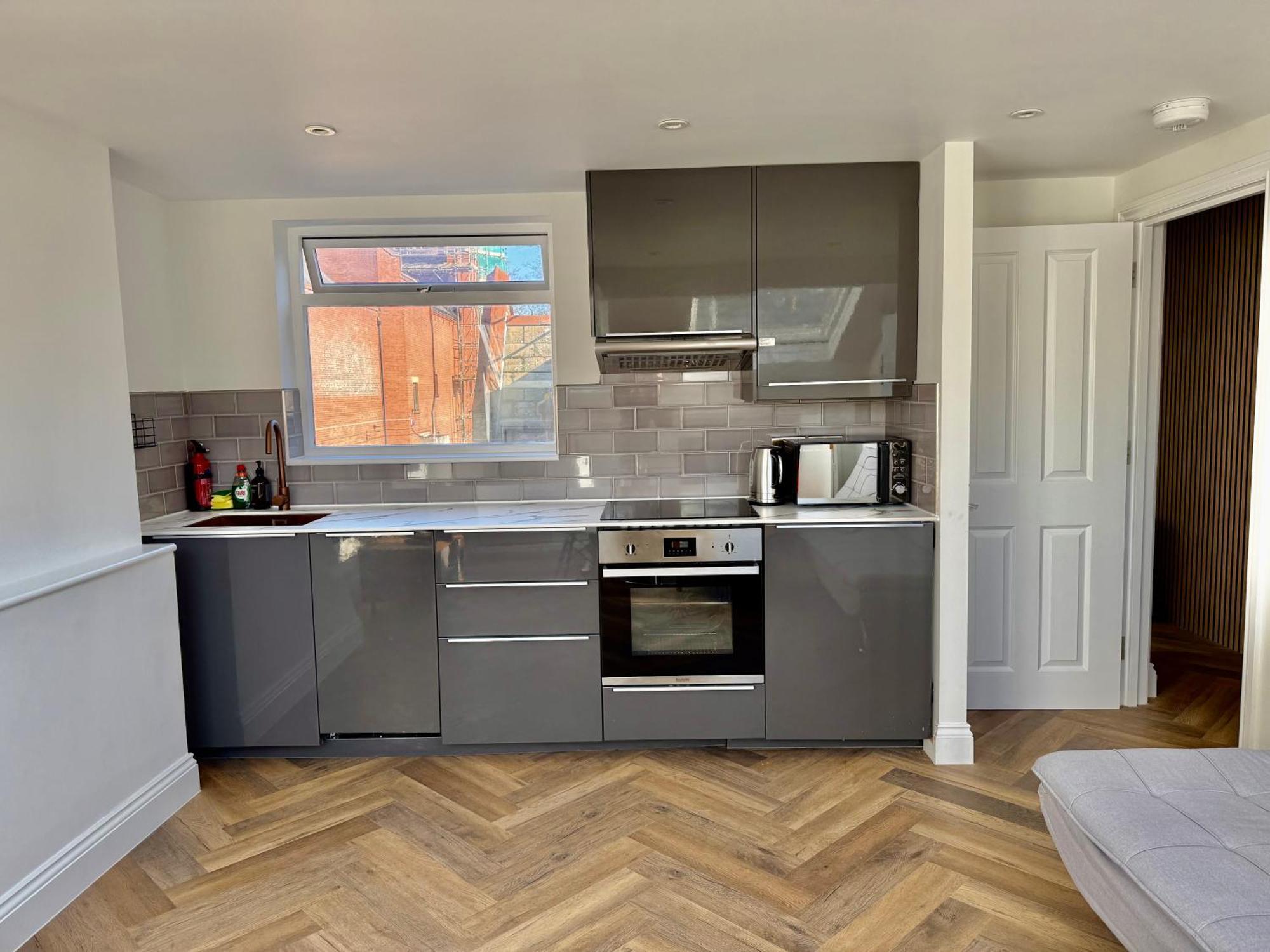 Central, Modern, Westfield, Close To Tube Station Appartement Londen