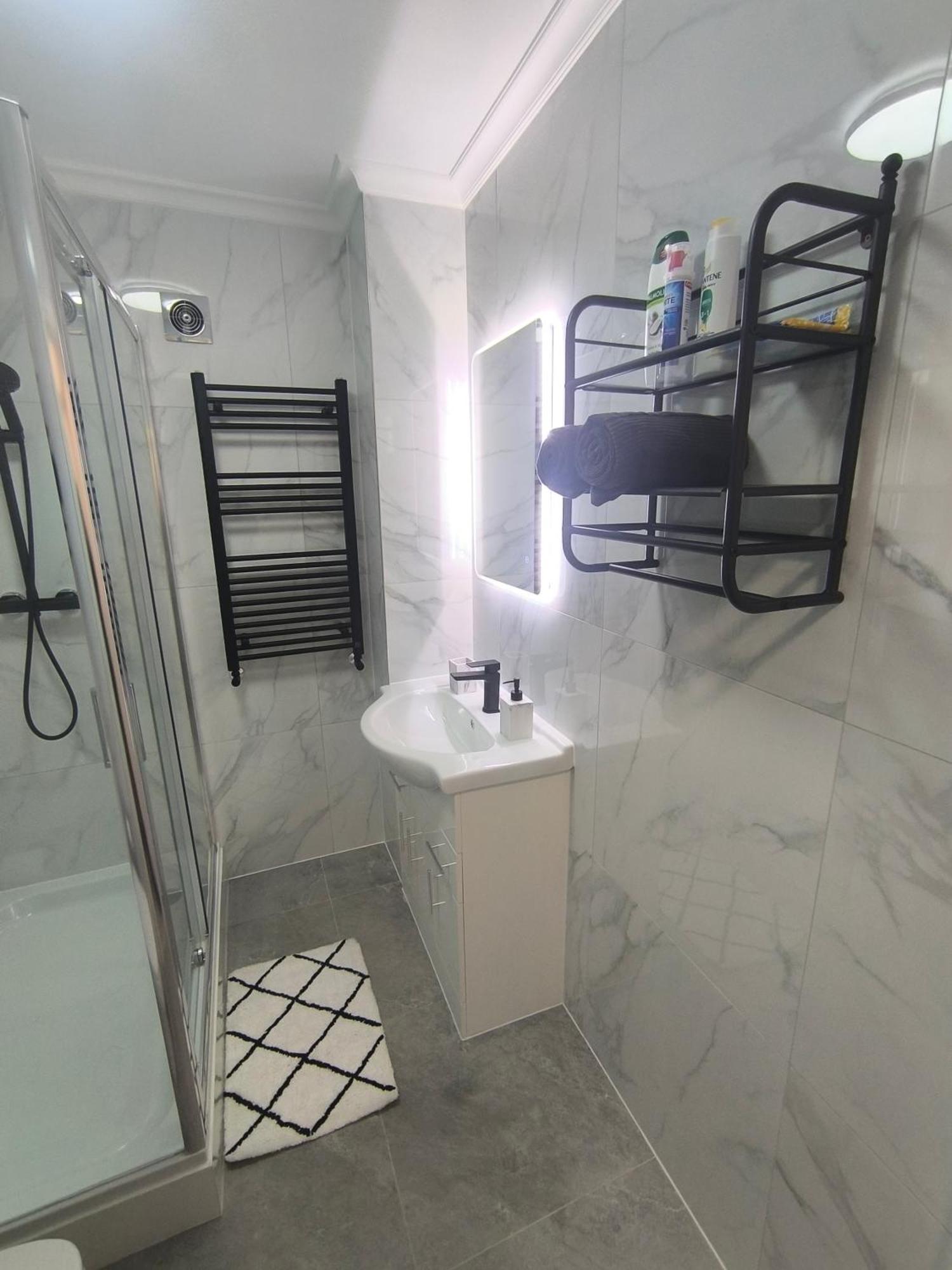Accommodatie bij particulieren Full Equiped Rooms, Tooting Broadway Station *