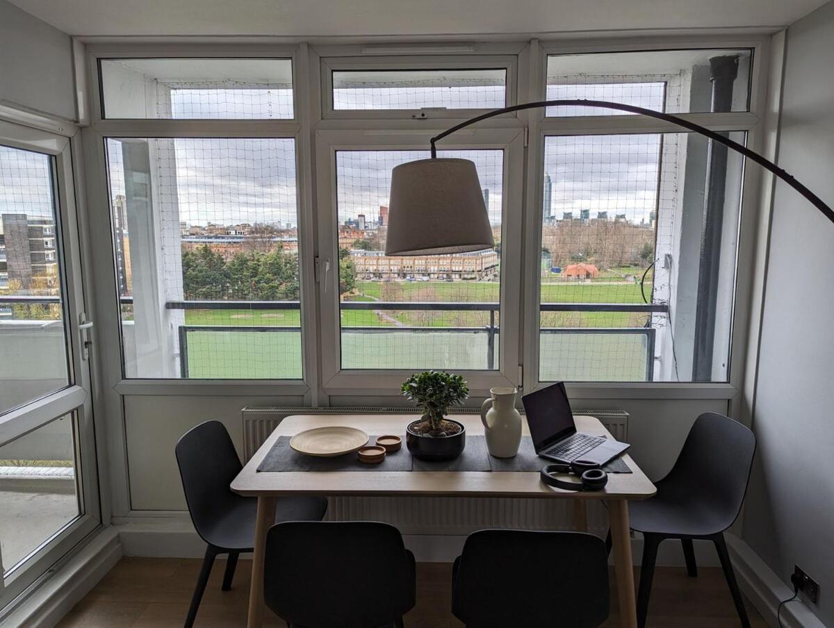 Panoramic View Two-bedroom Flat London