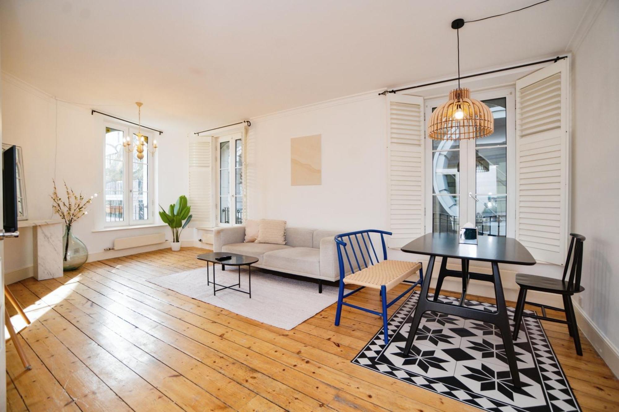 Eye 8m Apartment