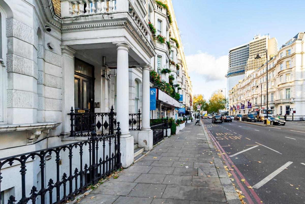 Stylish 2br Near Hyde Park & Museums, Kensington Apartment London