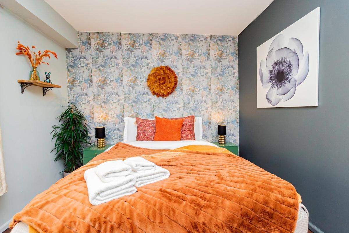 Apartment Stylish 2br Near Hyde Park & Museums, Kensington