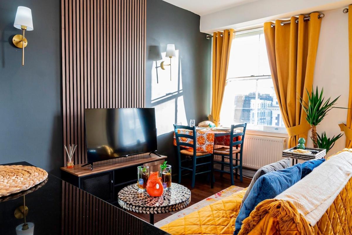 Apartment Stylish 2br Near Hyde Park & Museums, Kensington *