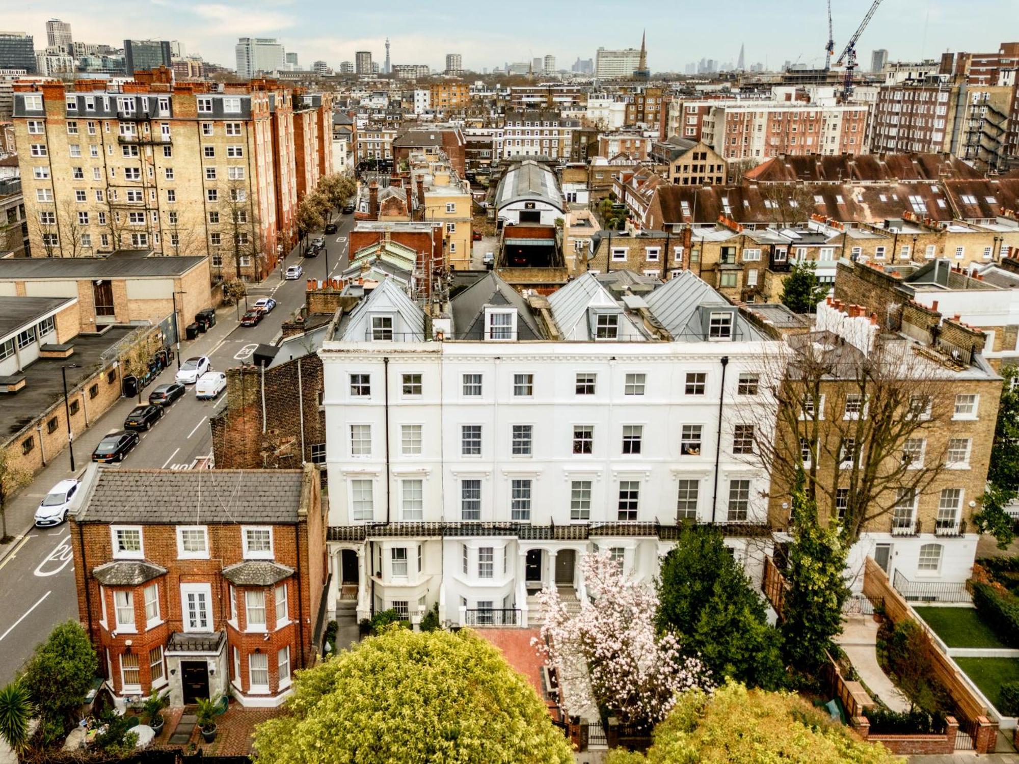 Grove Heights Notting Hill Apartment