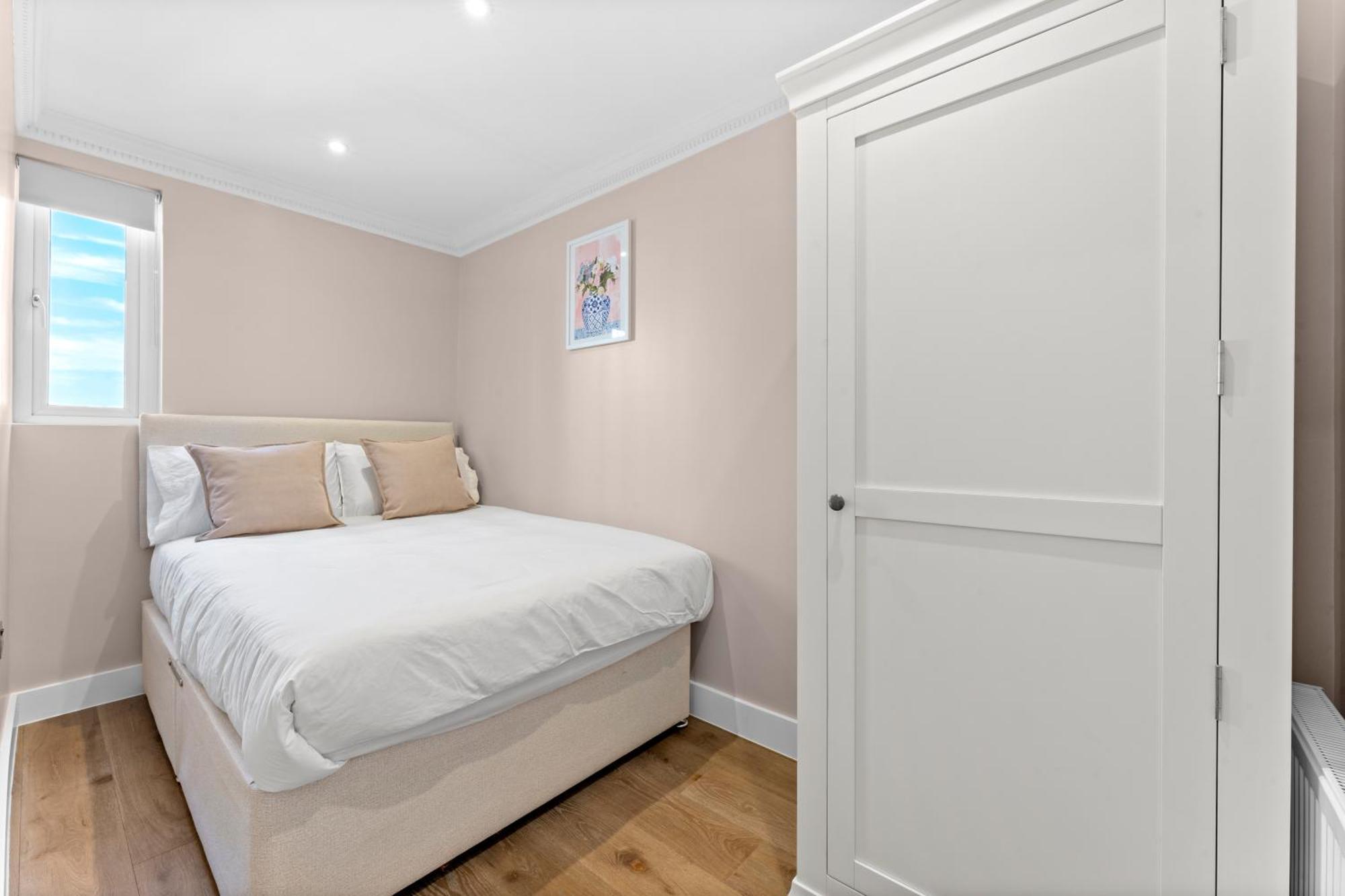 Grove Heights Notting Hill * London