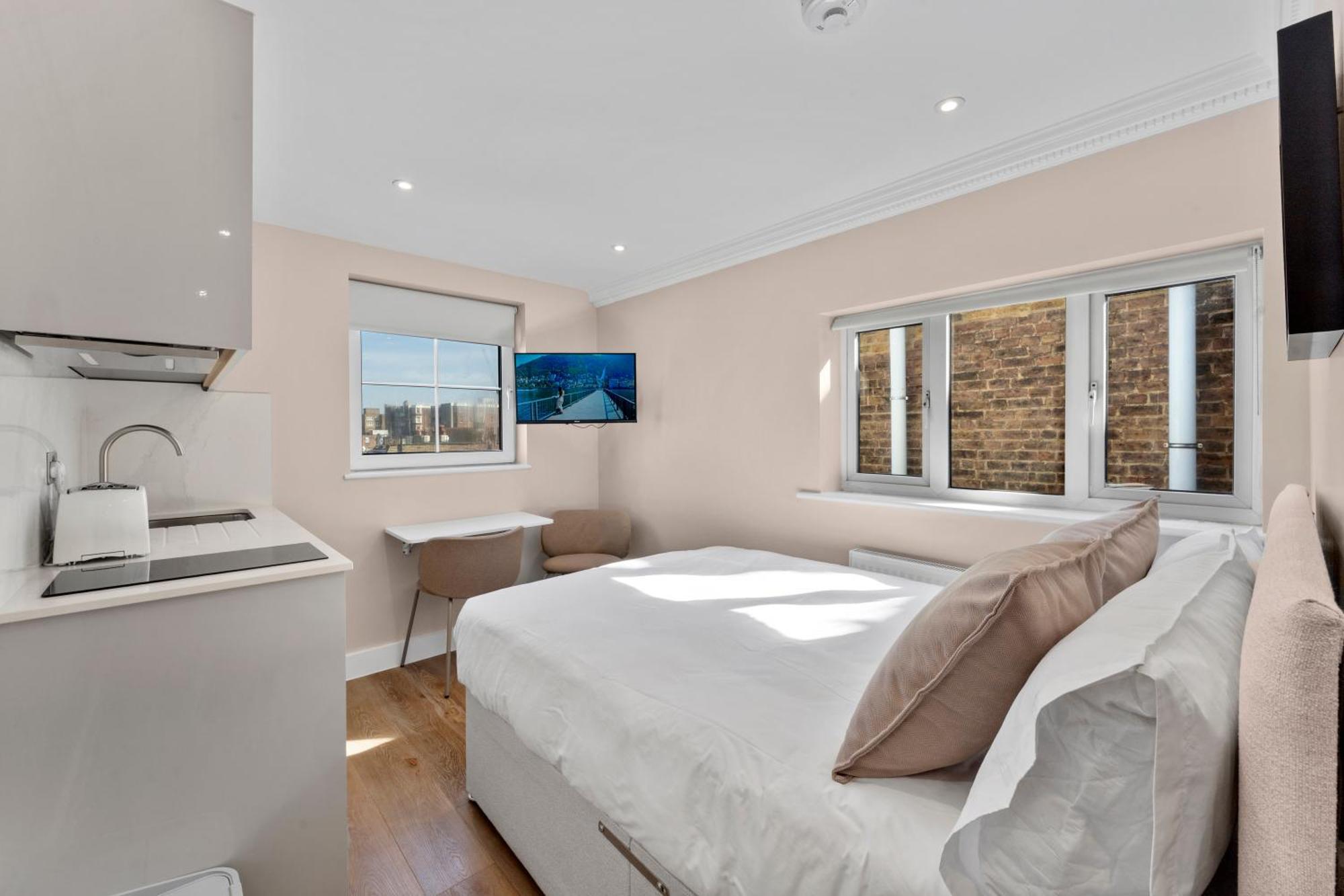 Grove Heights Notting Hill Apartment *