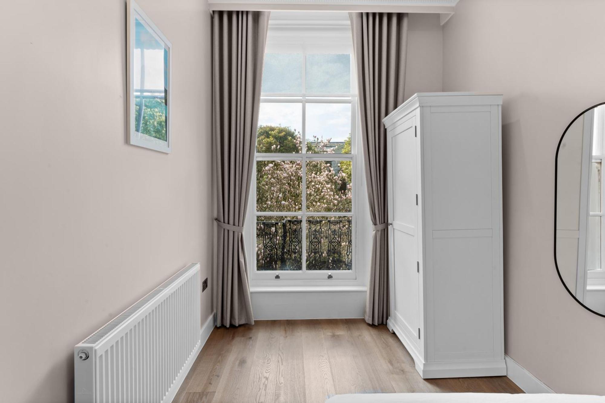 Grove Heights Notting Hill Apartment *