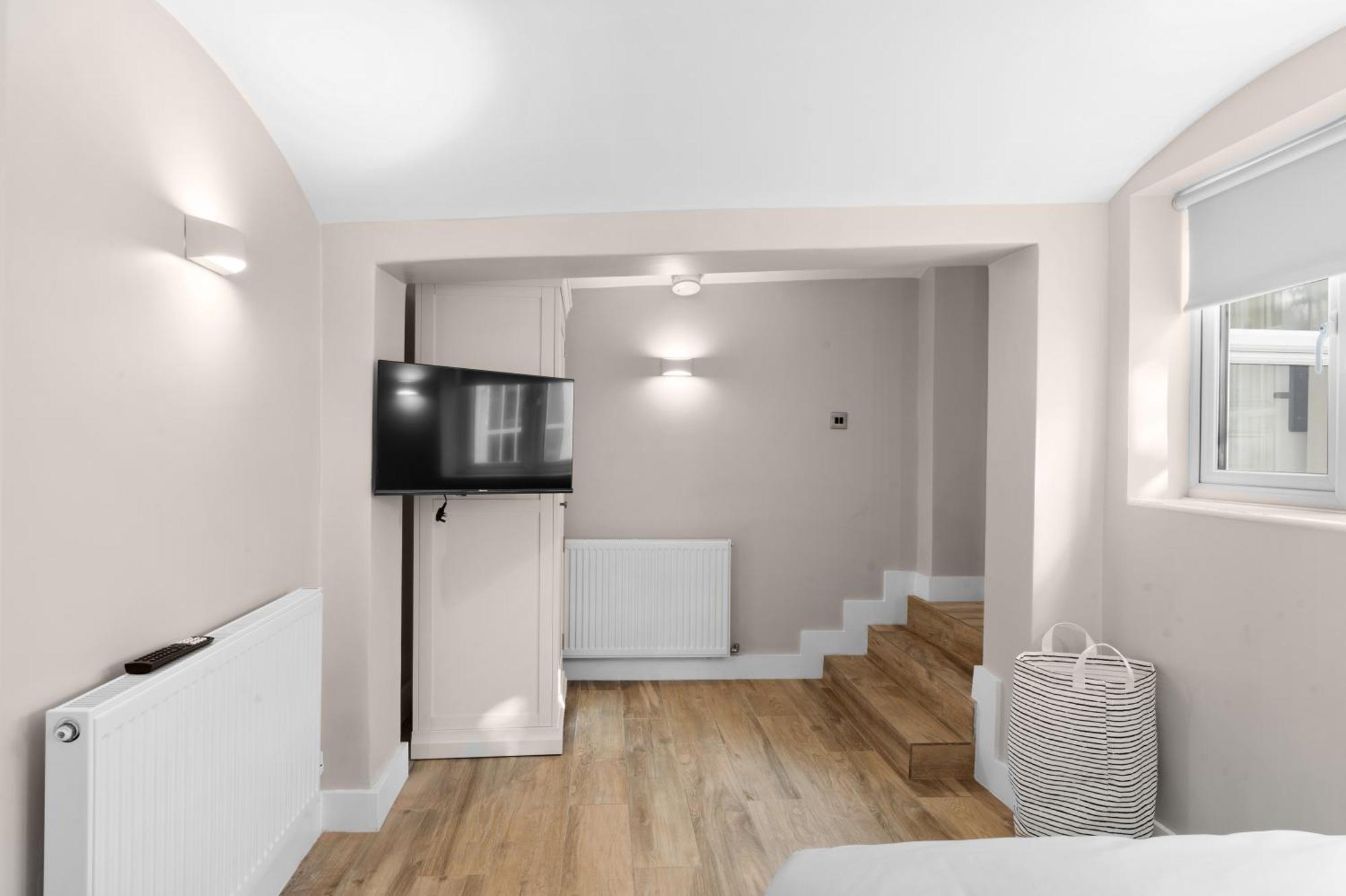 Grove Heights Notting Hill * London