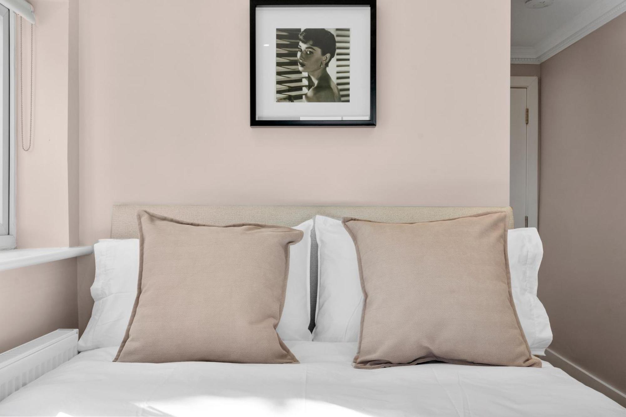 Grove Heights Notting Hill Apartment London