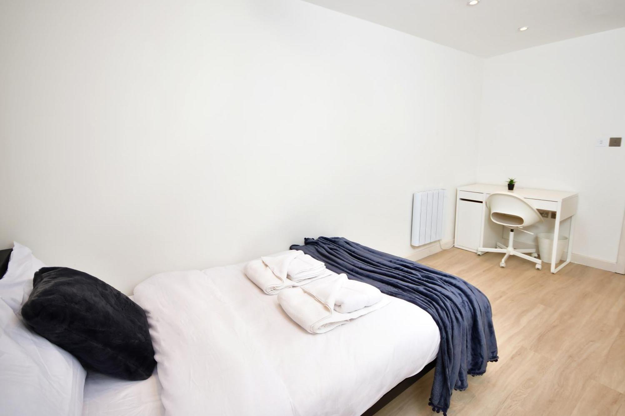 Guest house Morden Stratford 2 With Shared Bathroom *