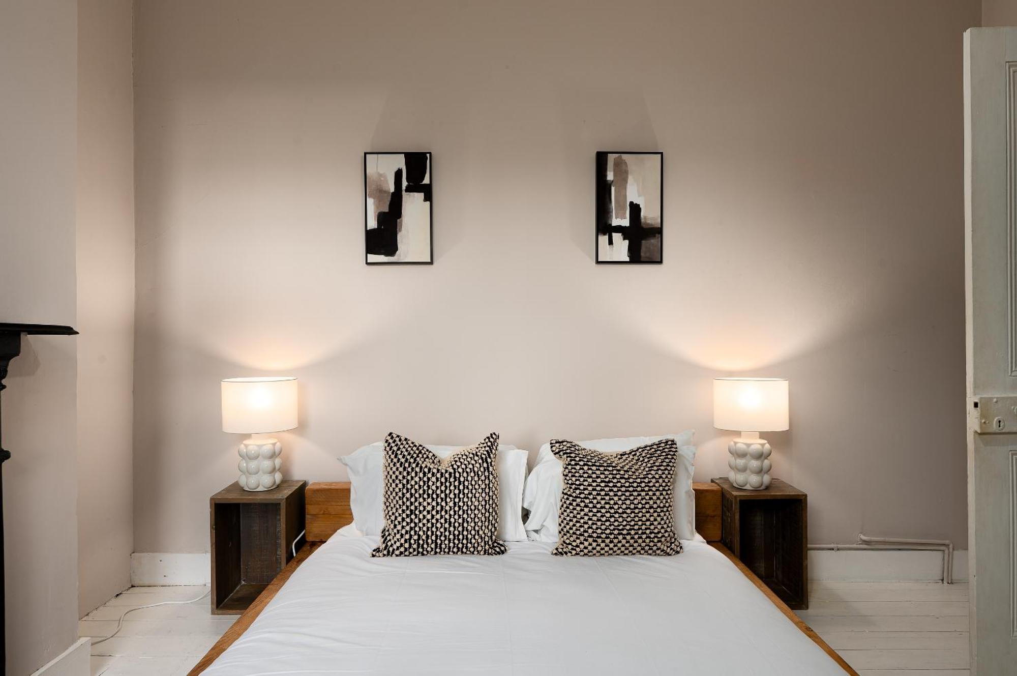 Vesto Three Bedroom Duplex In Clapham