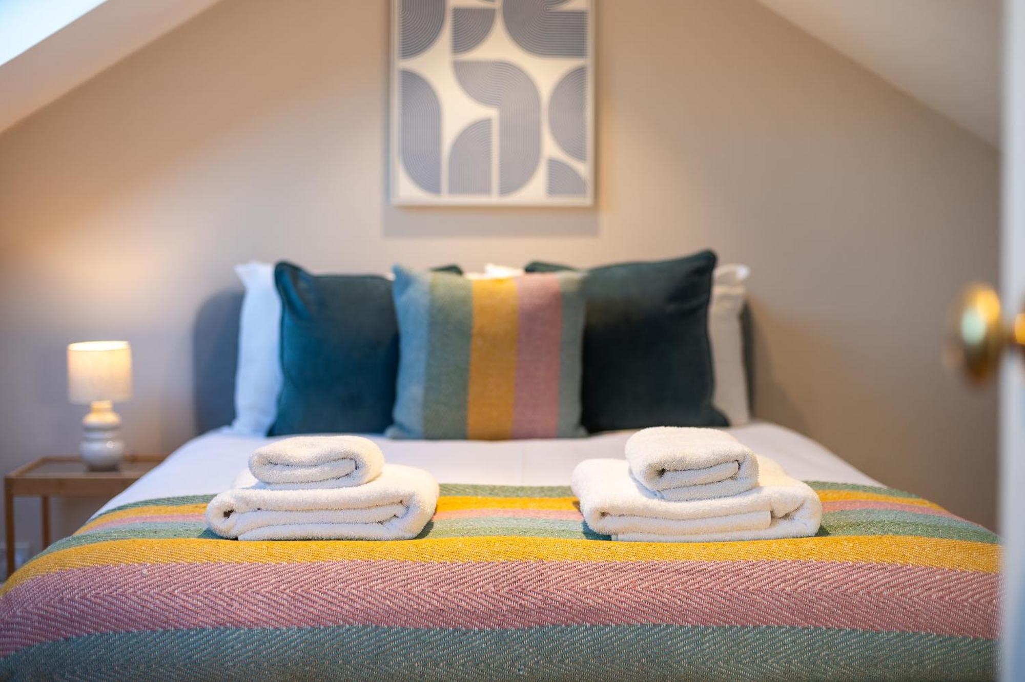 Vesto Three Bedroom Duplex In Clapham