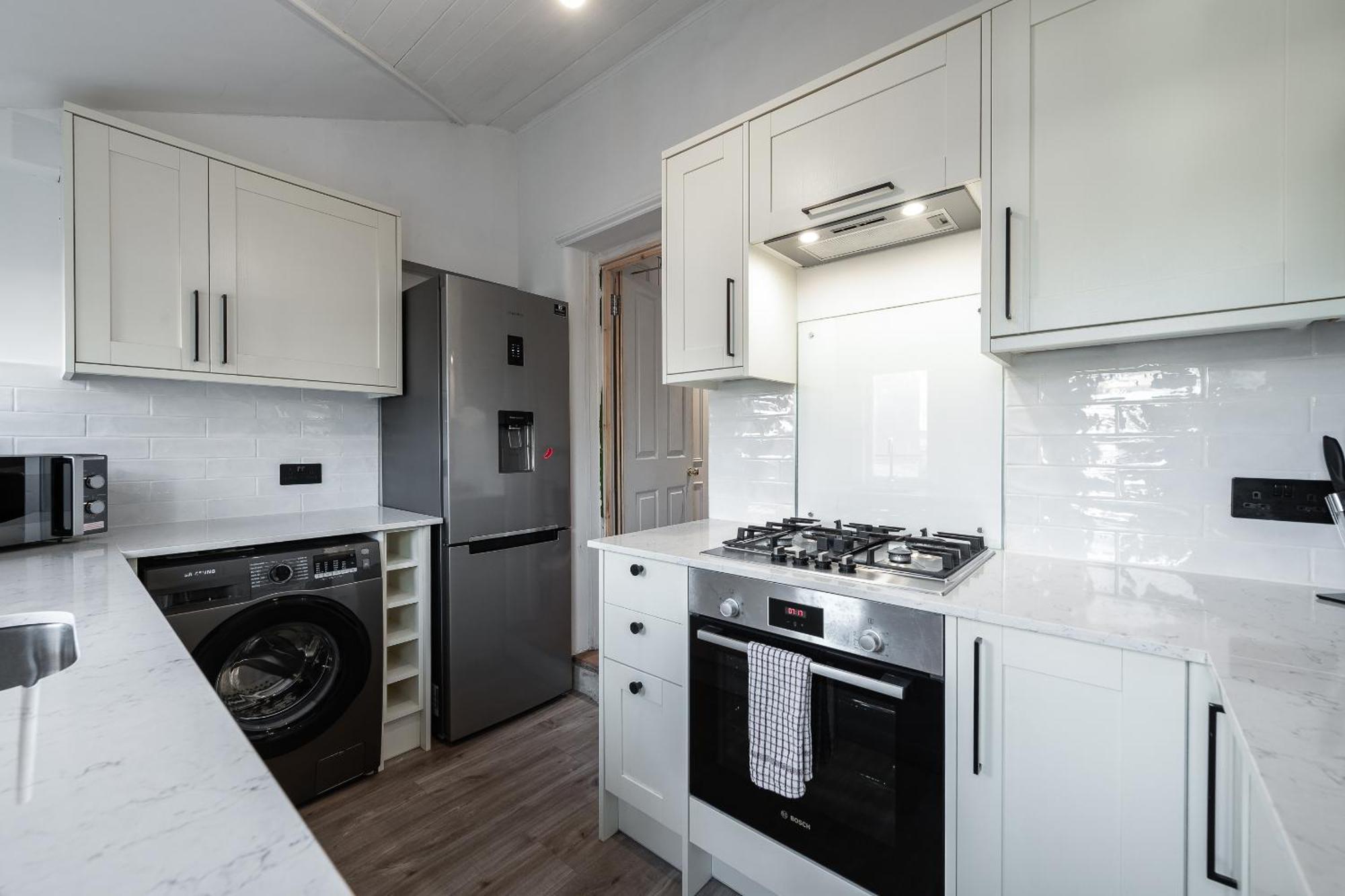 Vesto Three Bedroom Duplex In Clapham Apartment London