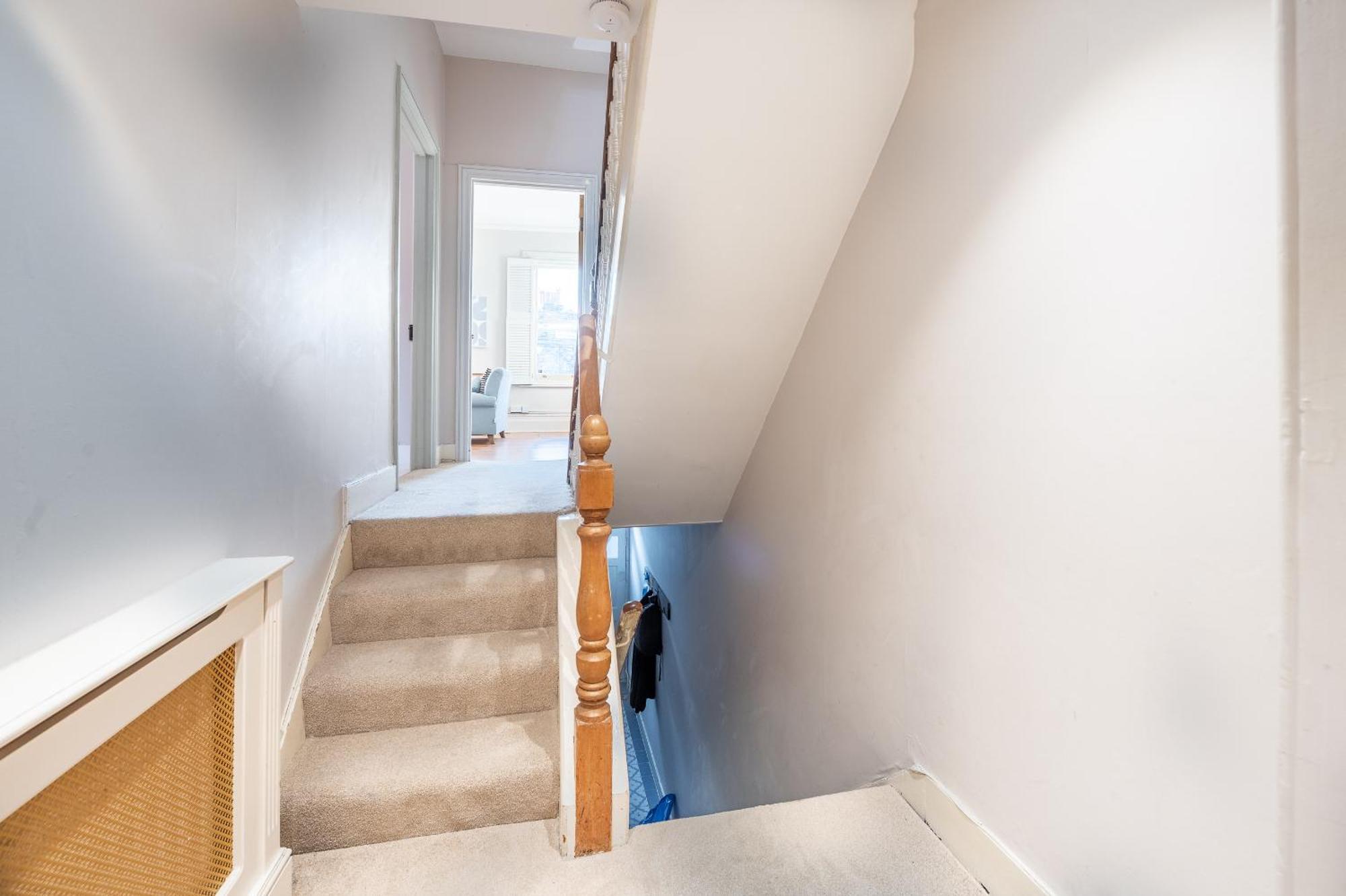 Apartment Vesto Three Bedroom Duplex In Clapham *