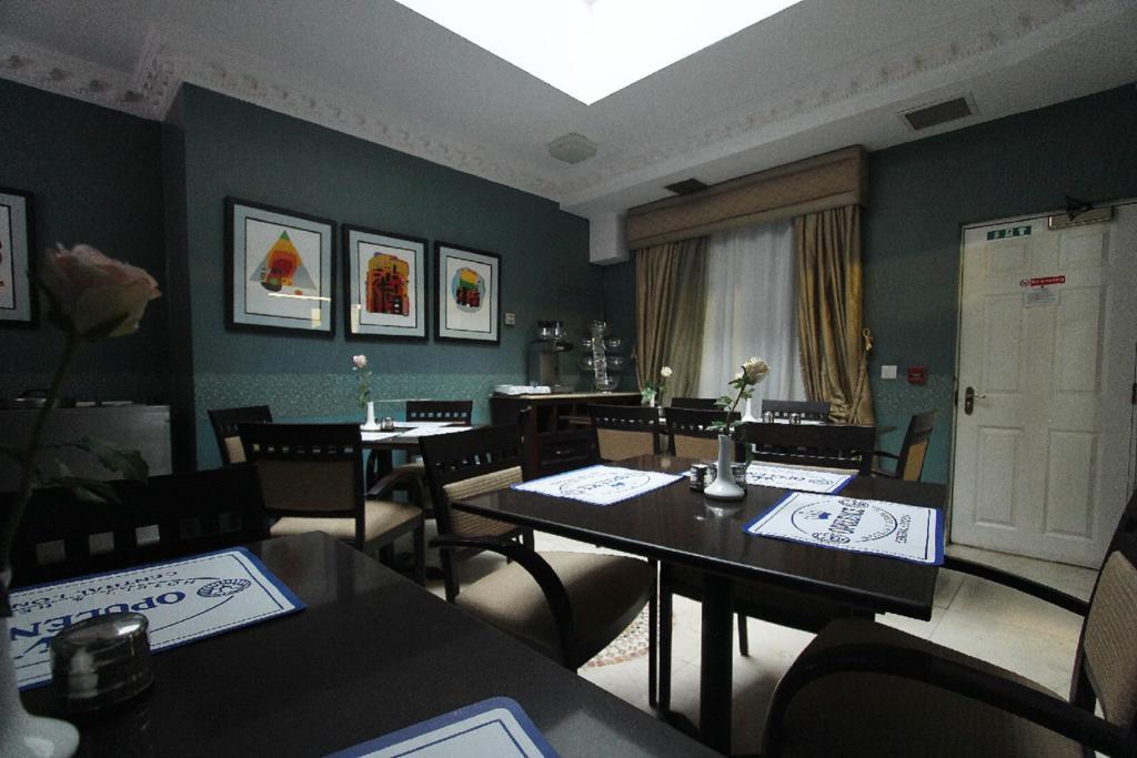 Opulence Hotel