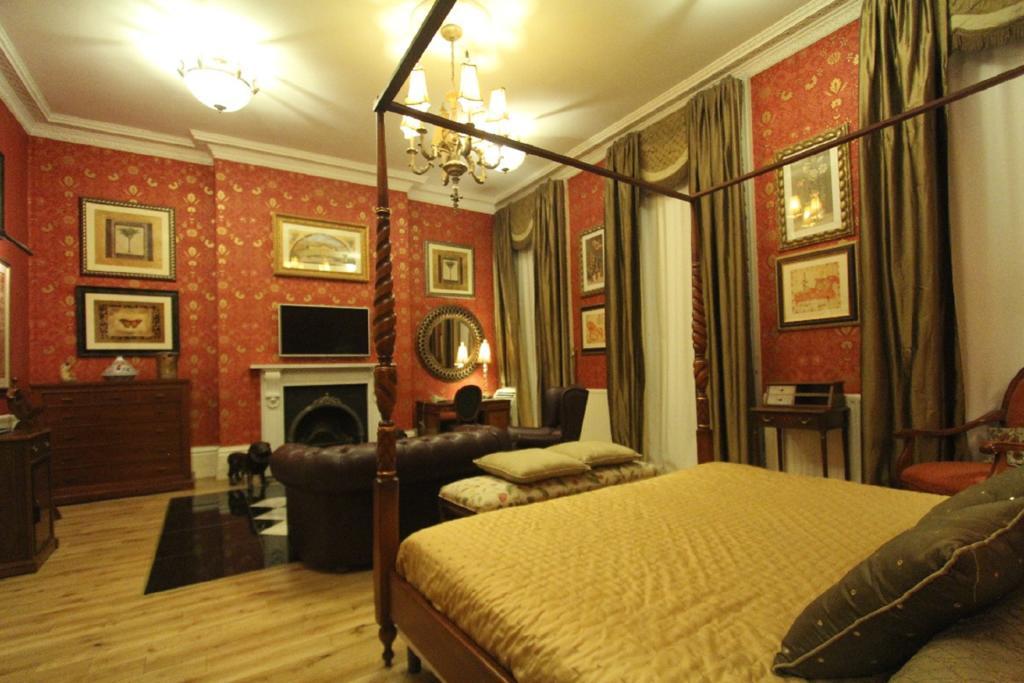 Opulence 4*