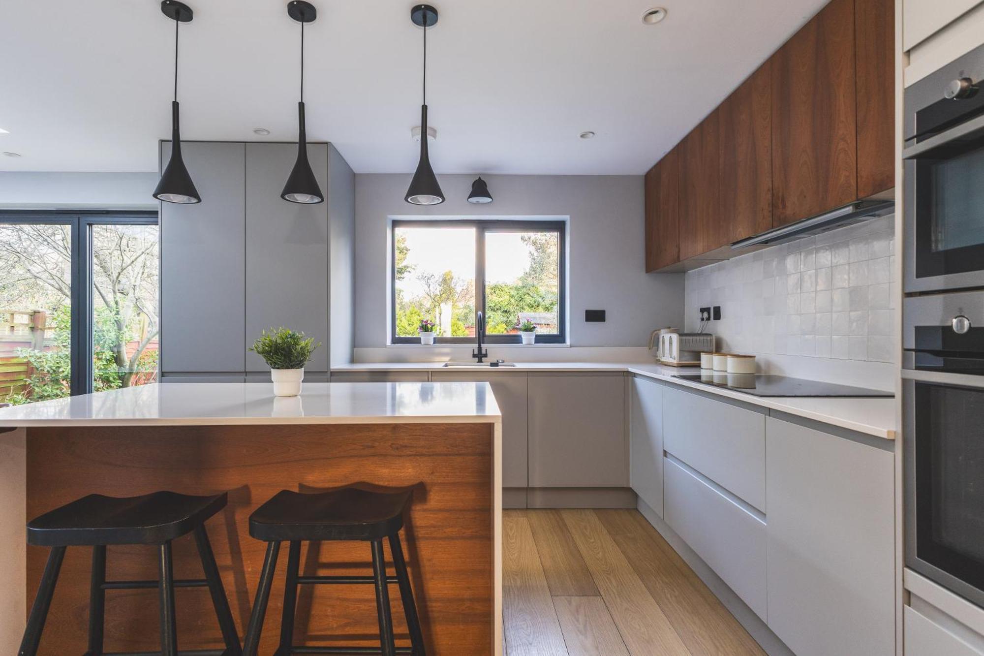 Upscale House In Acton East Appartement Londen