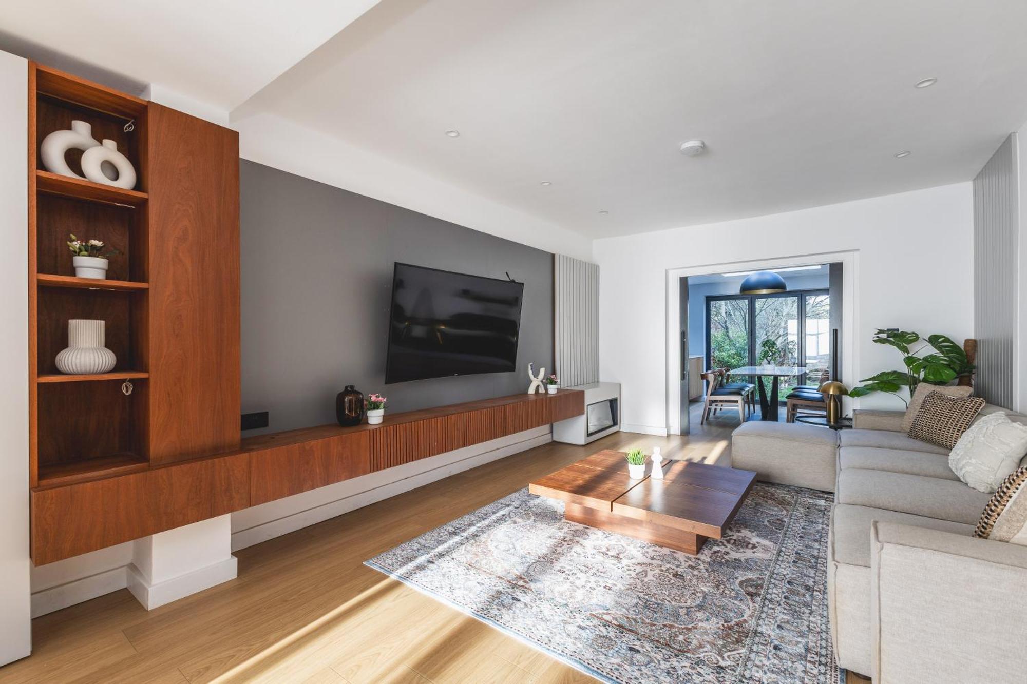 Upscale House In Acton East Londen