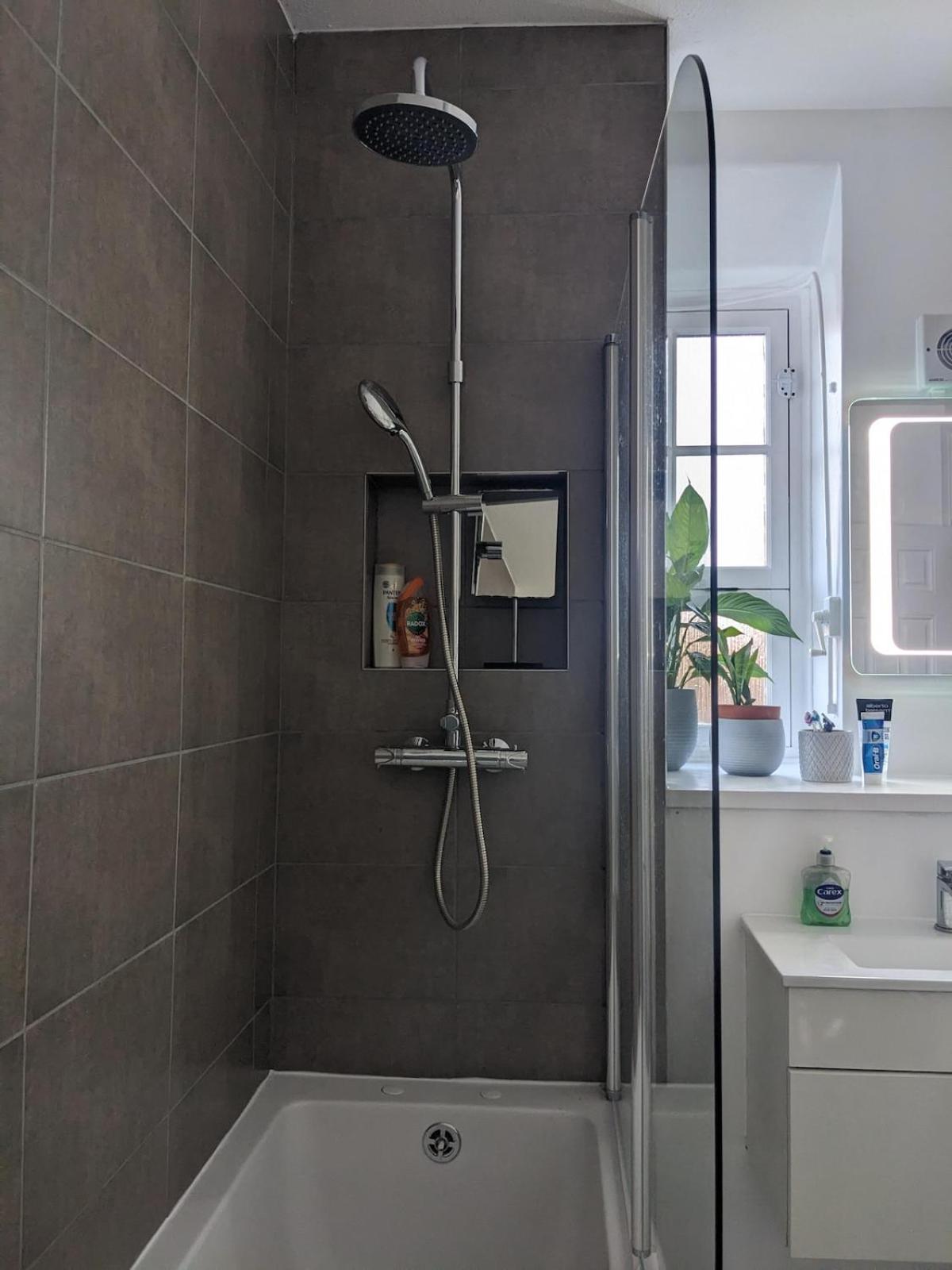 Spacious One Bedroom Flat Zone 1 London