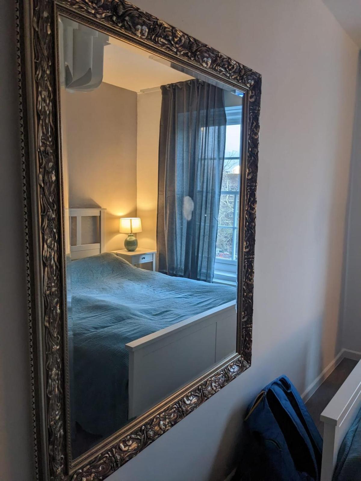 Spacious One Bedroom Flat Zone 1