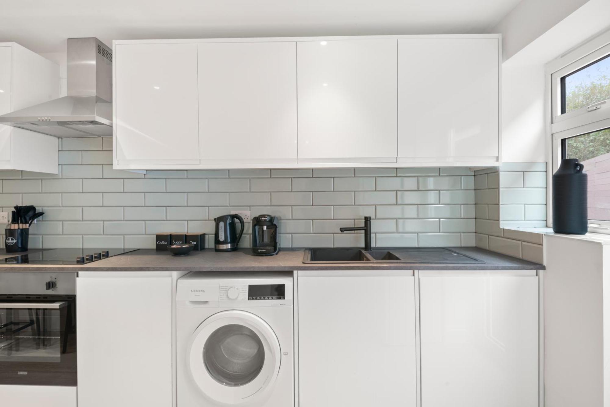 Stylish I Extended I Free Parking Apartment *