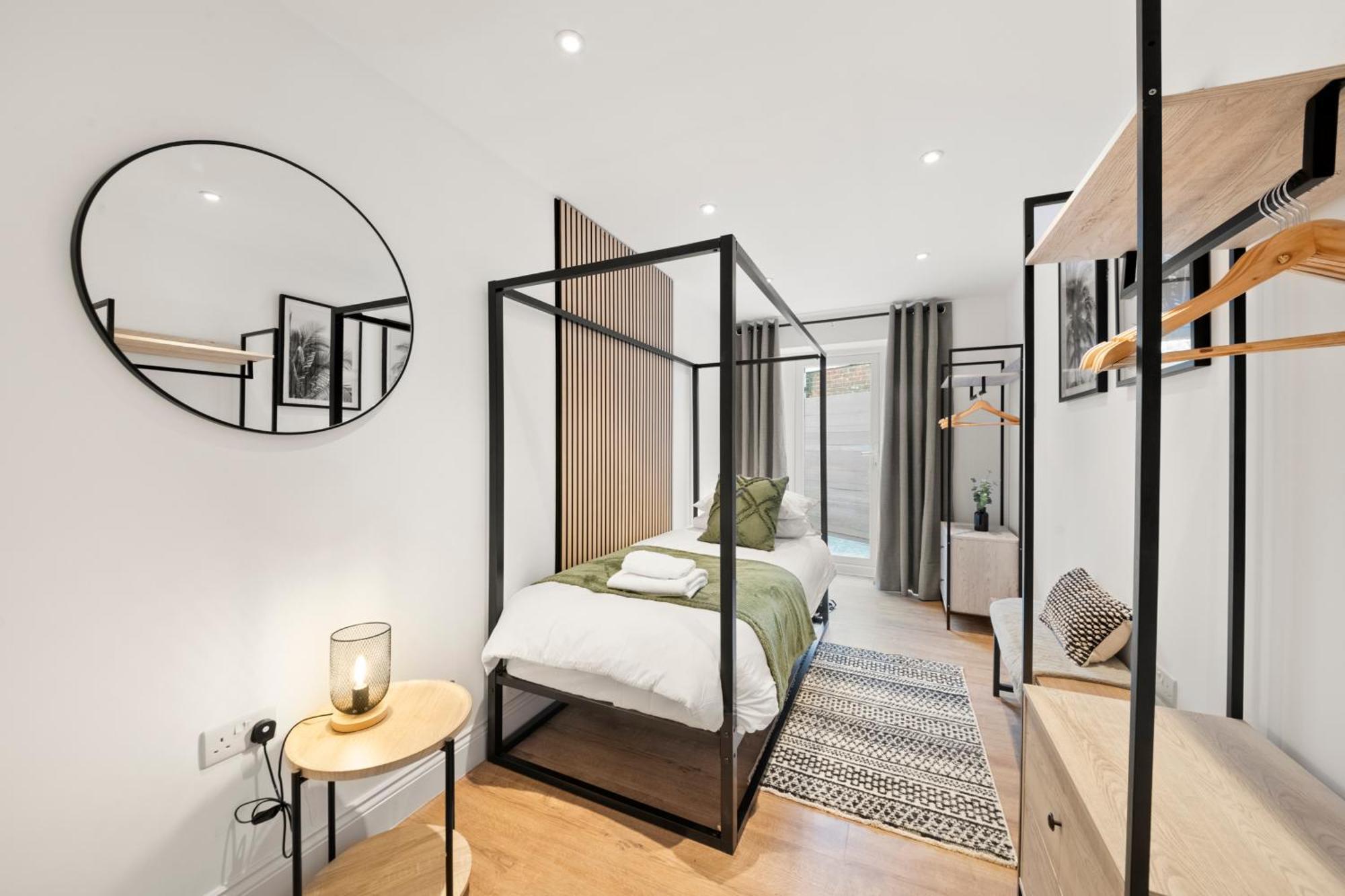 Stylish I Extended I Free Parking Apartment *