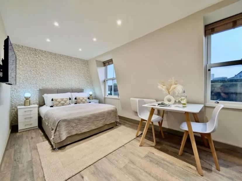 Netflix-13min To Battersea Park-smart Tv-wifi-wd Apartment
