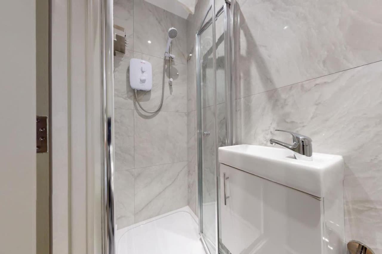 Fast Wifi Netflix Battersea Wd Smart Tv Apartment