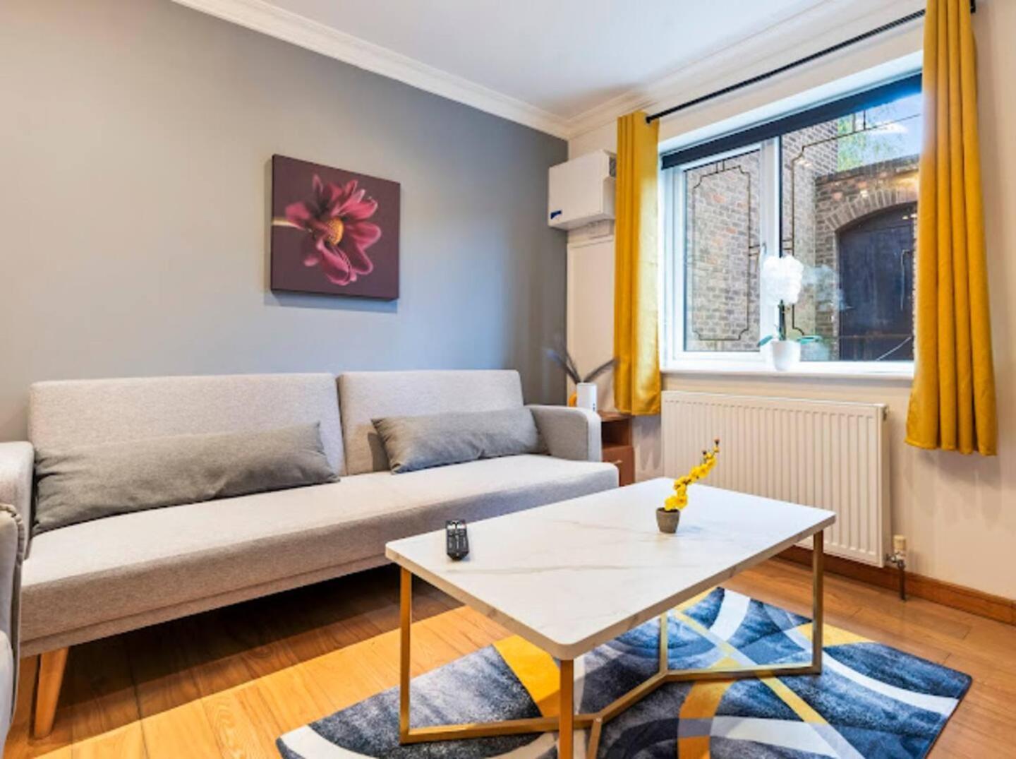 Exquisite 1br - Free Parking Only 5-mins Walk To Clapham Junction Station Apartment London
