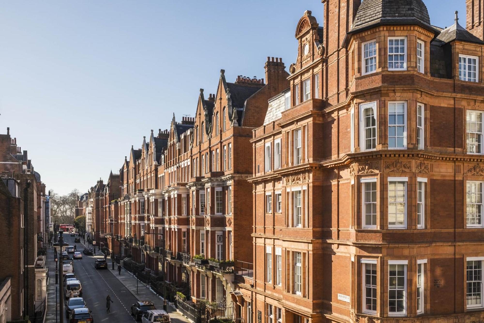 Apartment The Connaught London