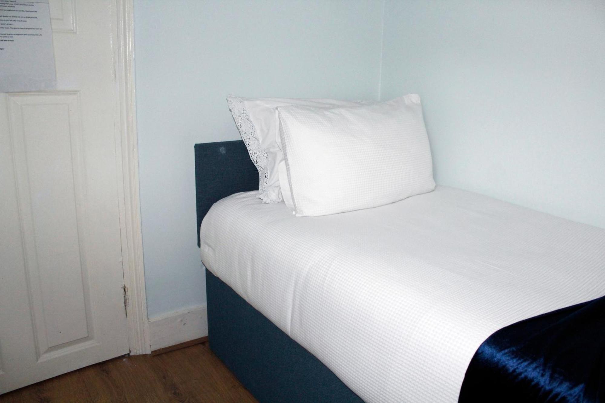 Holiday home Earlycheckin Spacious House W Parking In