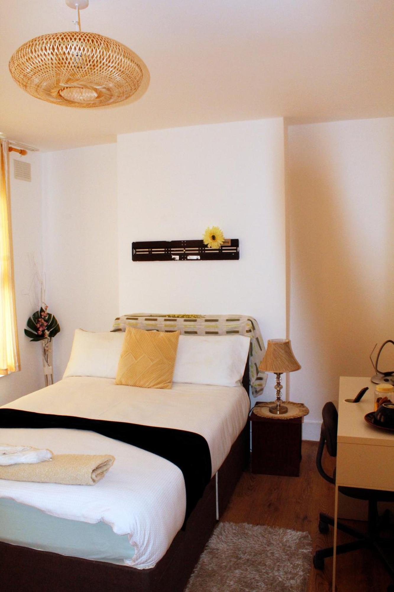 Earlycheckin Spacious House W Parking In Holiday home