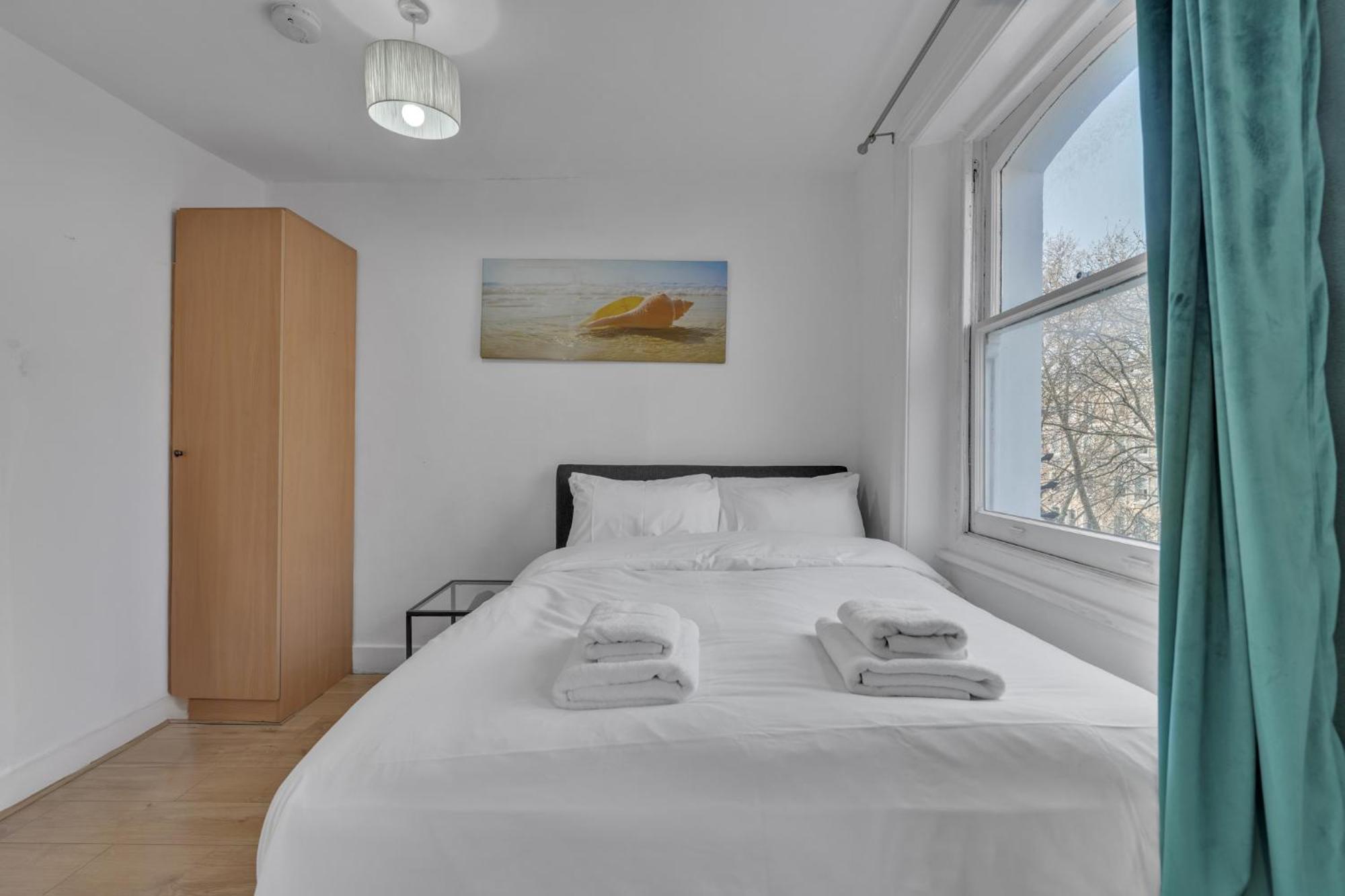 Apartment Beaufort Gardens London