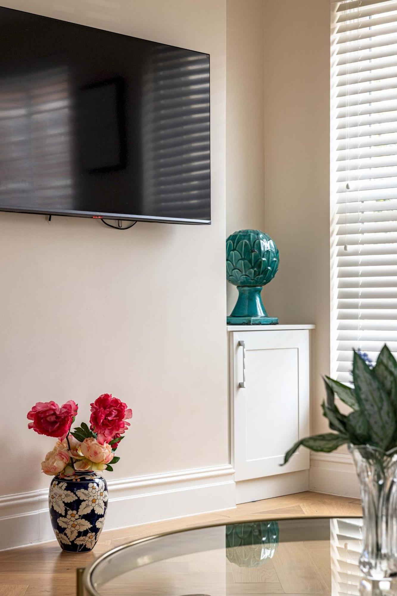 Vakantiehuis 3-bdr Stunning Lux Parking *