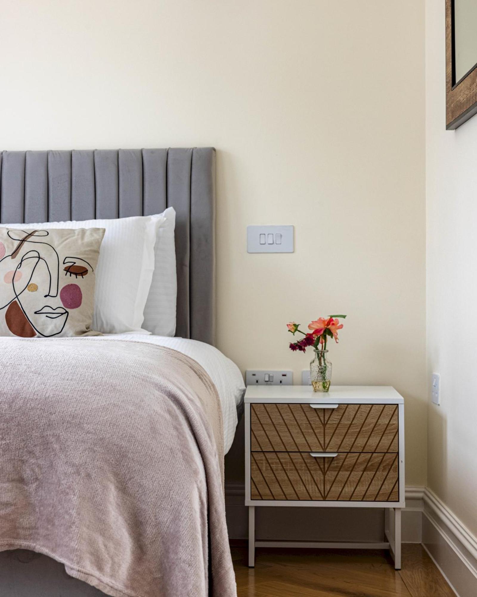 Vakantiehuis 3-bdr Stunning Lux Parking *