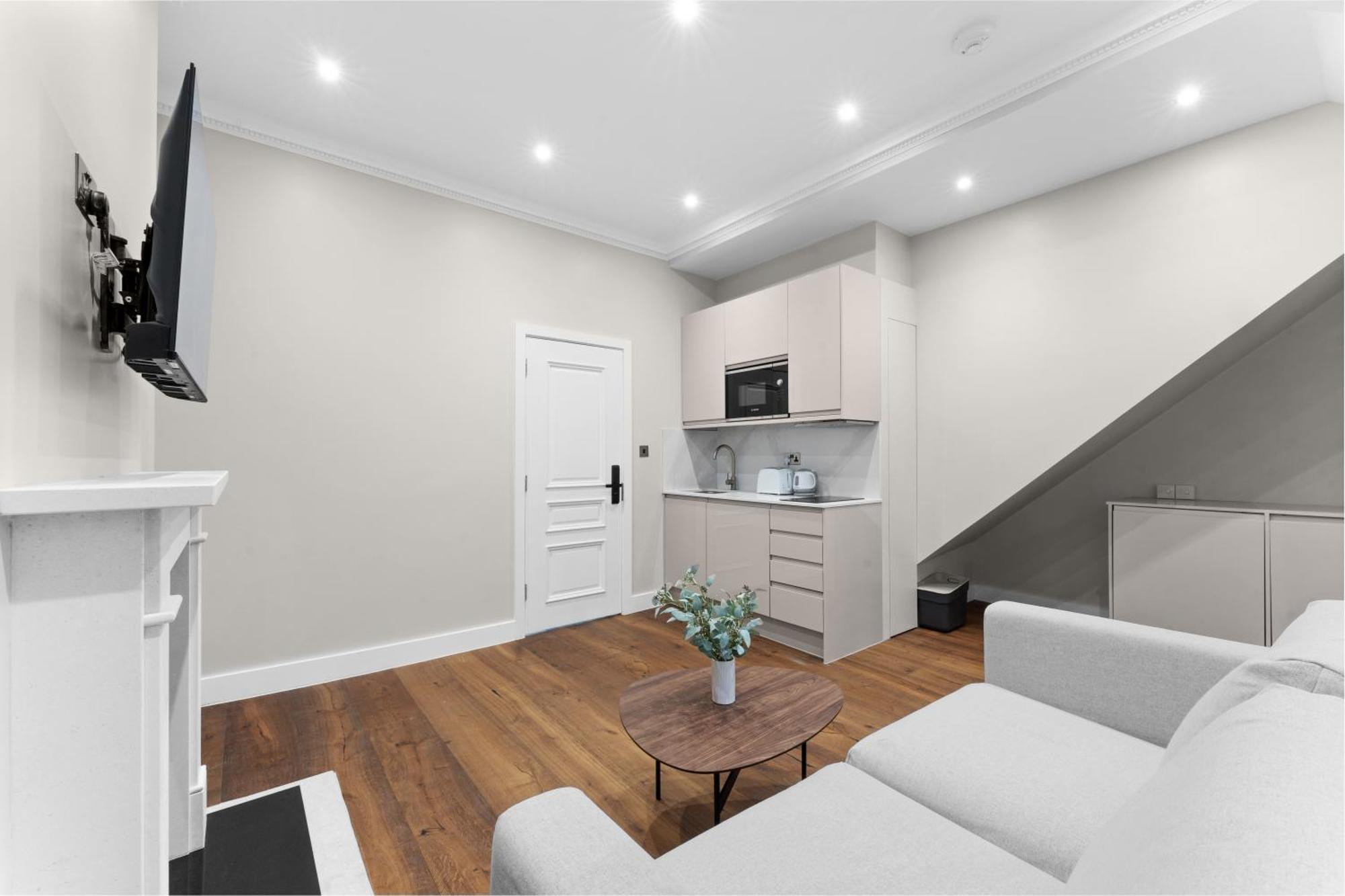 Grove Heights Notting Hill Apartment *