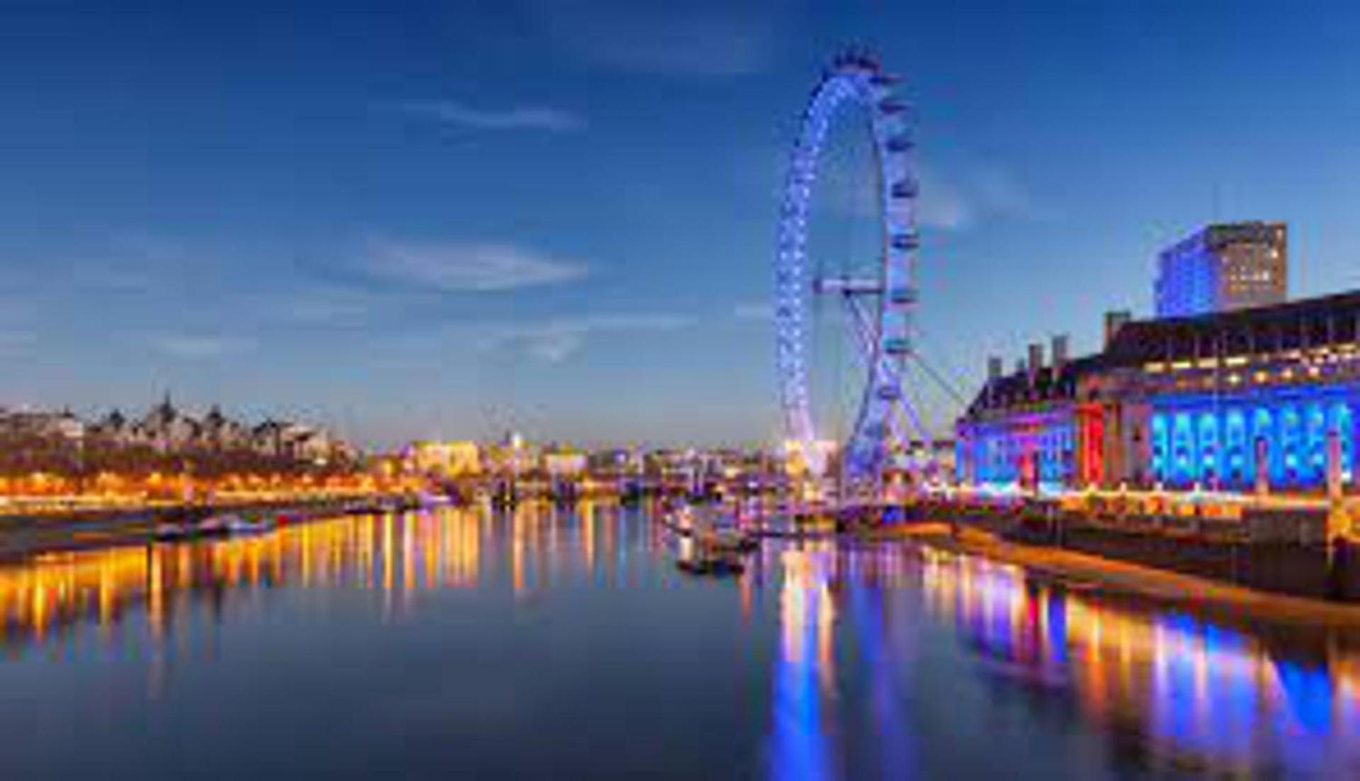 Impeccable In Long & Short Apartment London