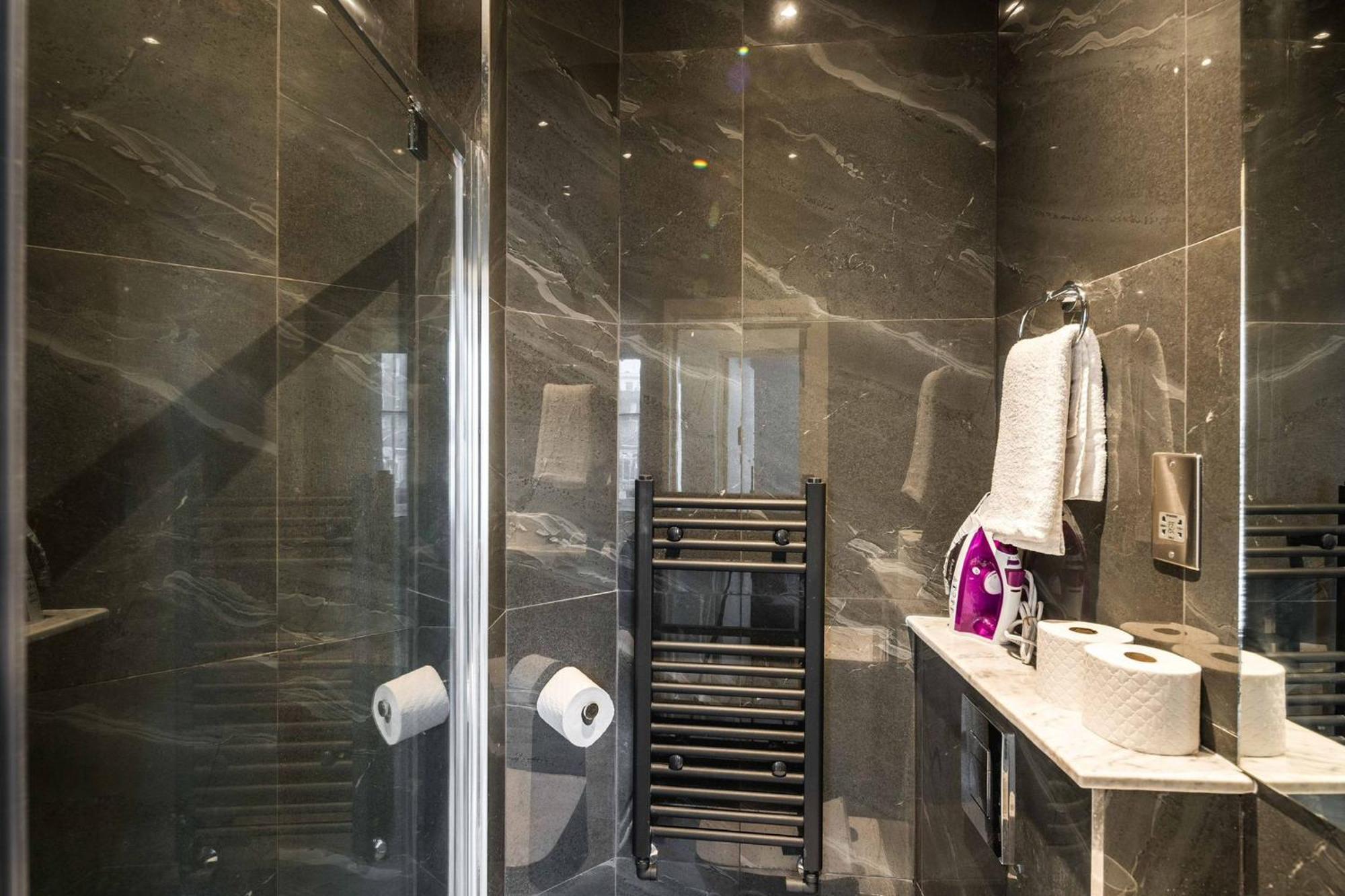 Apartment Charming 2 Bedroom, Kensington, Chelsea, Harrods *