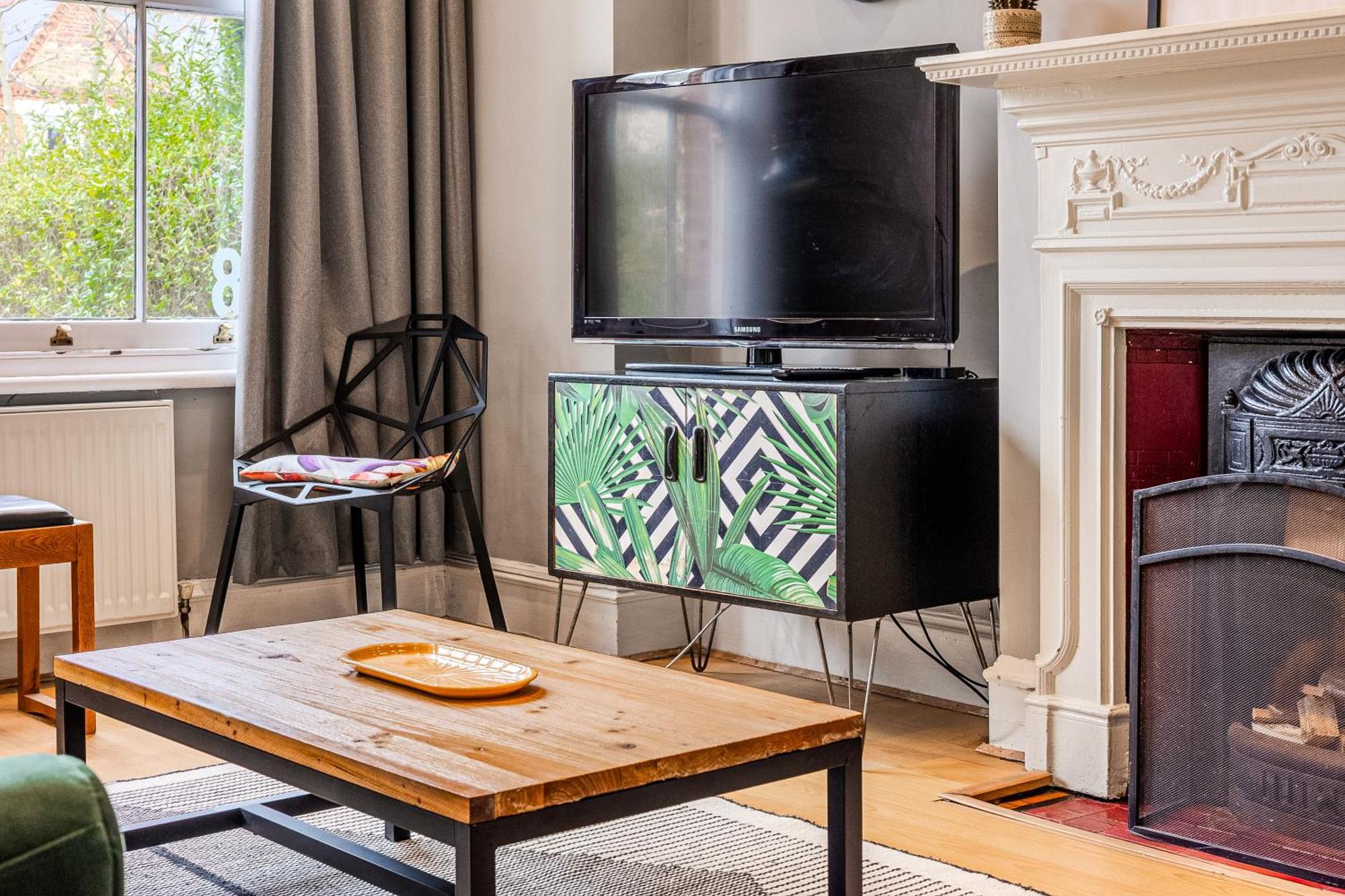 2-br Gem In Leafy Sydenham Area With Private Garden * Londen