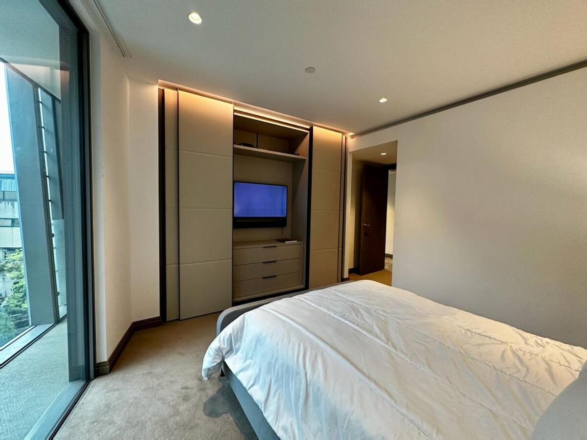 Apartment Iconic Luxury 2 Bed 2 Bath