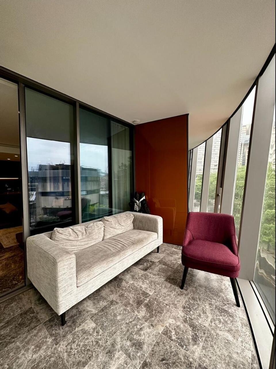 Iconic Luxury 2 Bed 2 Bath Apartment