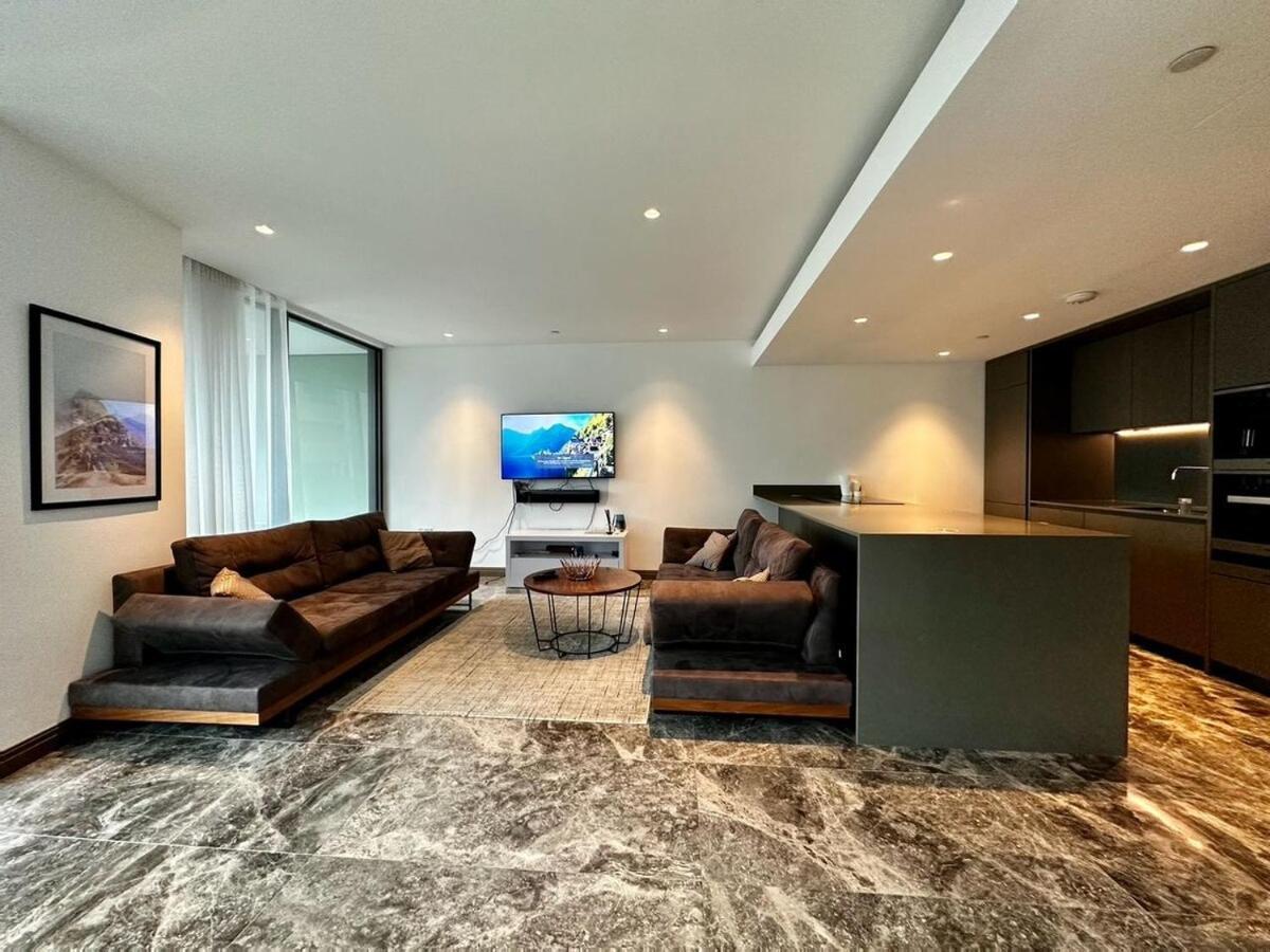 Apartment Iconic Luxury 2 Bed 2 Bath London