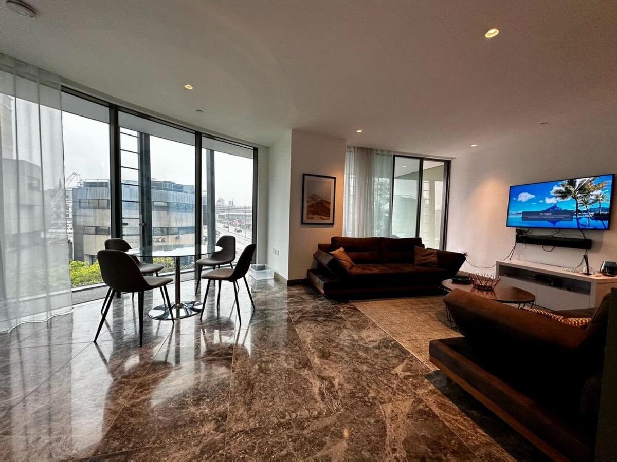 Iconic Luxury 2 Bed 2 Bath * London