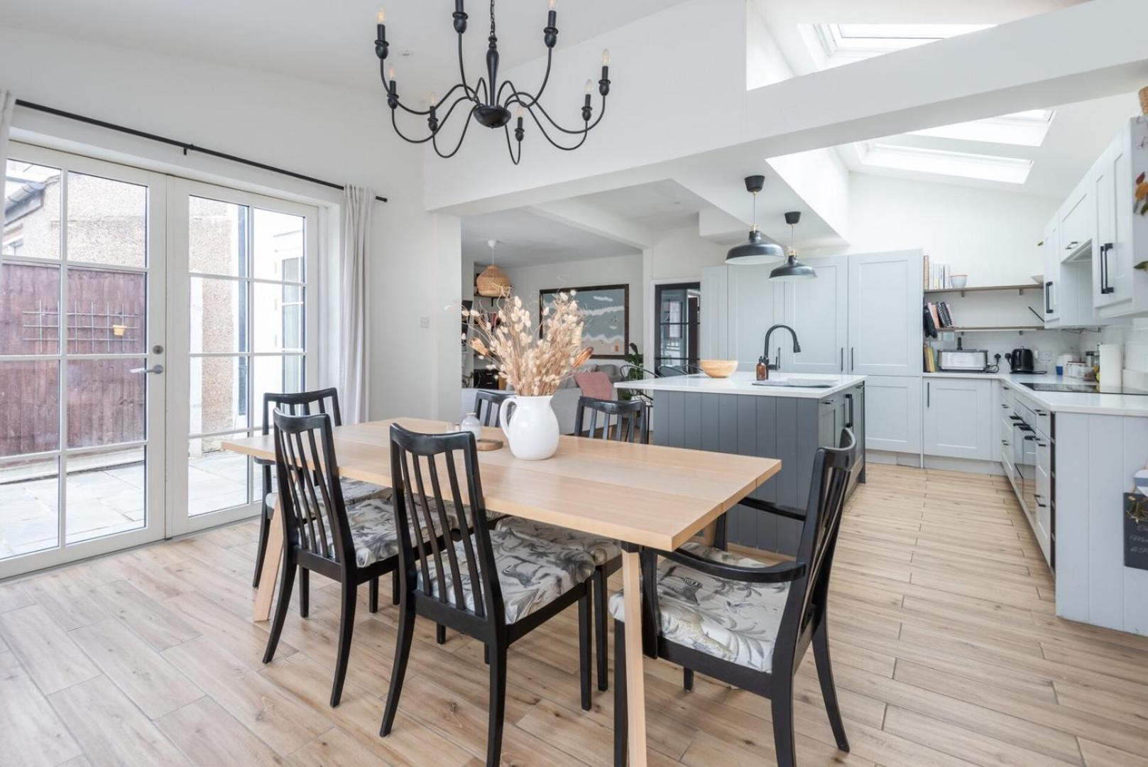 Modern 3b With Garden In Eltham, Vakantiehuis *