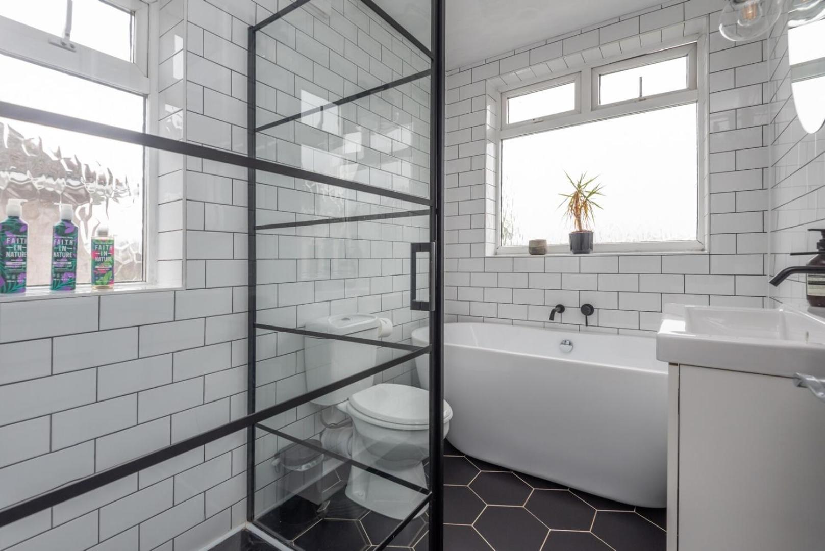 Modern 3b With Garden In Eltham, Vakantiehuis Londen