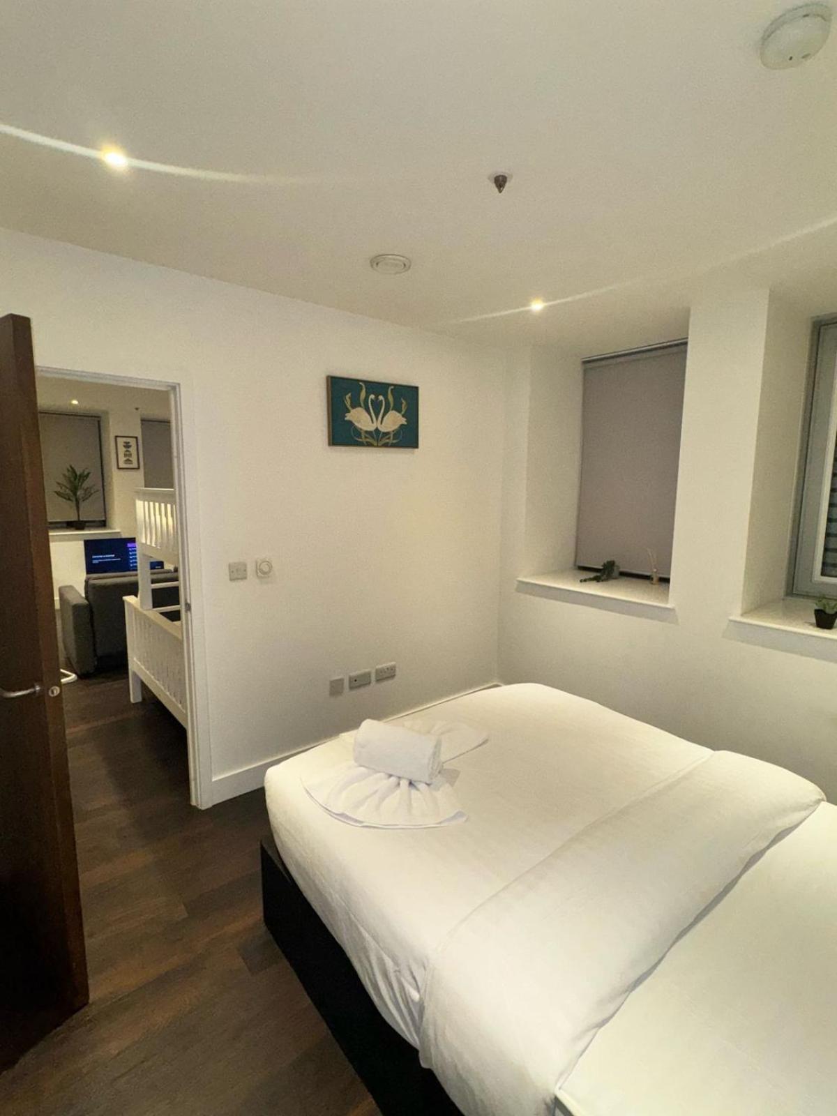 Appartement Sleep 9 20 Mins From Waterloo Bp172