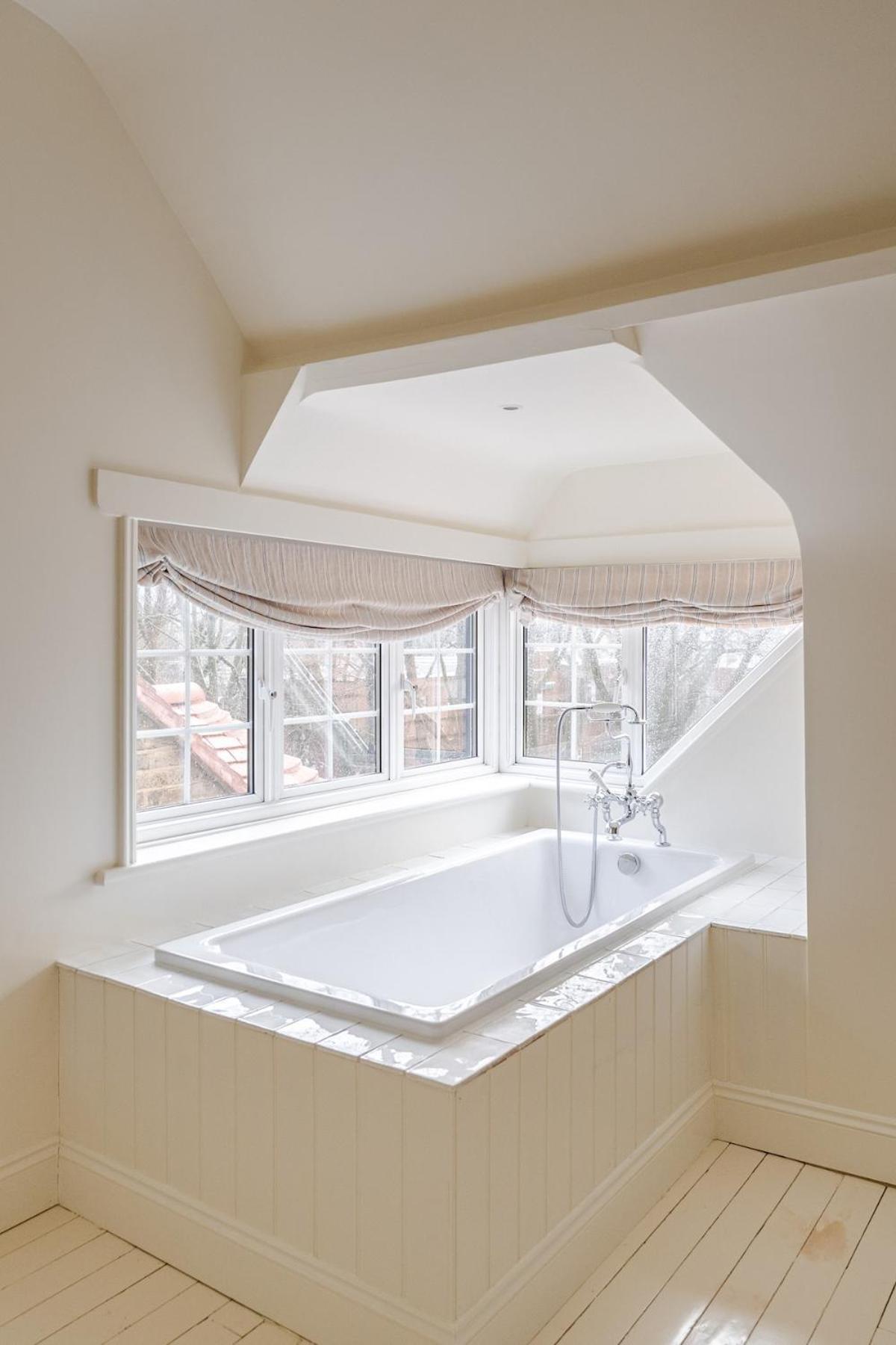 Luxury Open Plan 5 Bed House With Garden & Parking * London