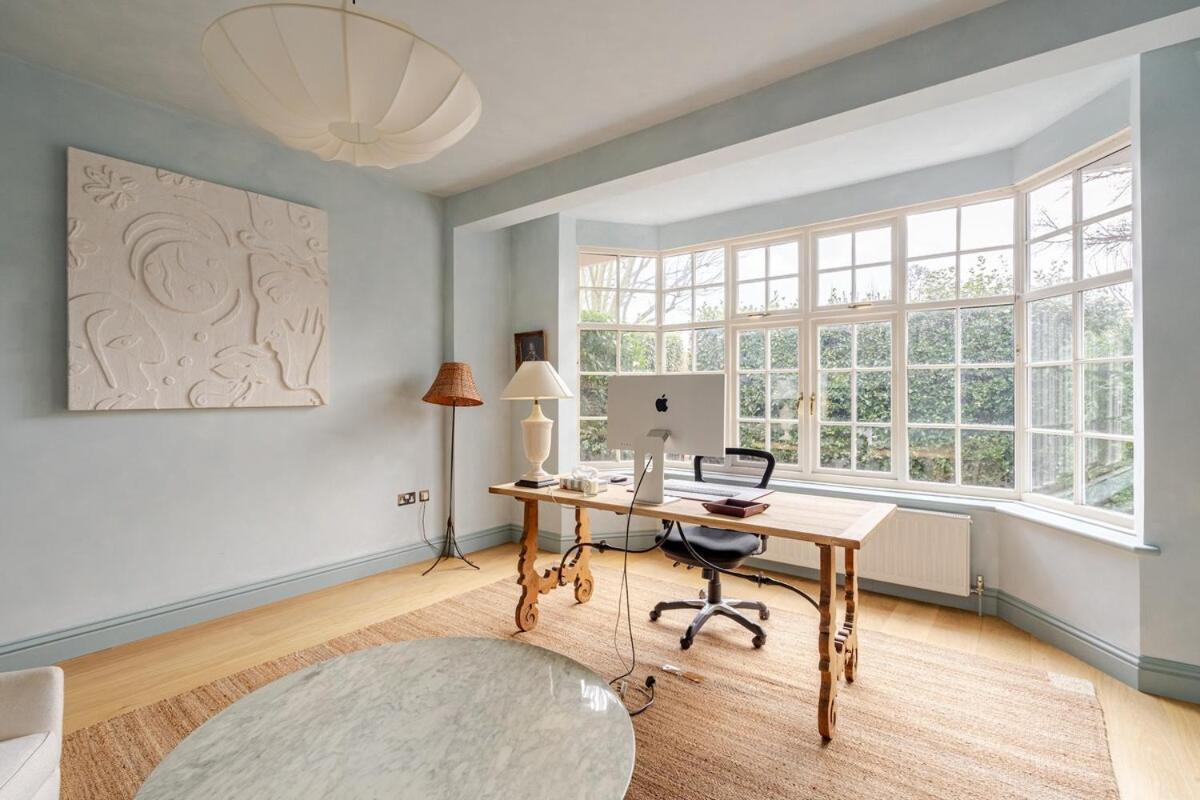 Luxury Open Plan 5 Bed House With Garden & Parking * London